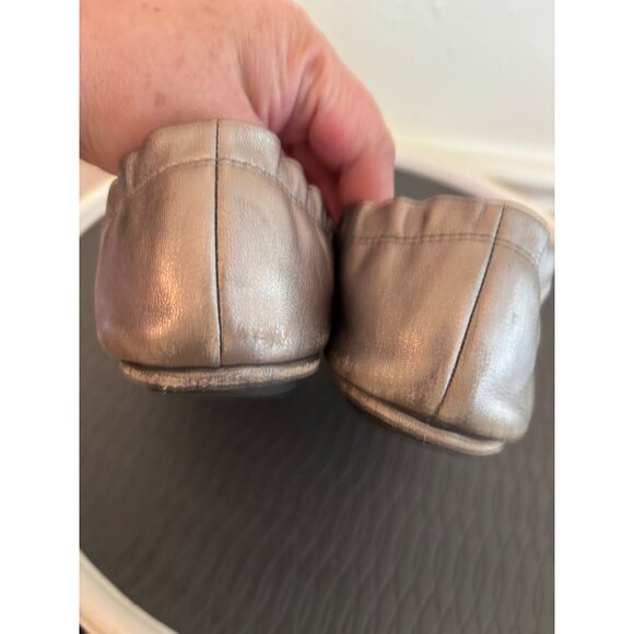 Tory Burch Metallic Rose Gold Leather Ballet Flats Scalloped Edge & Logo 6.5M - Picture 8 of 11